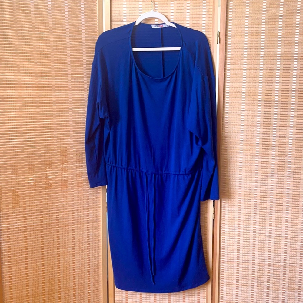 Women’s dress